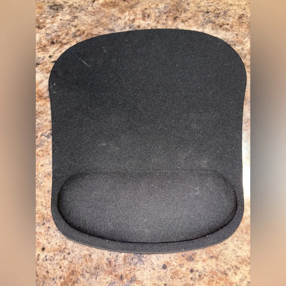 Onn. Mouse pad